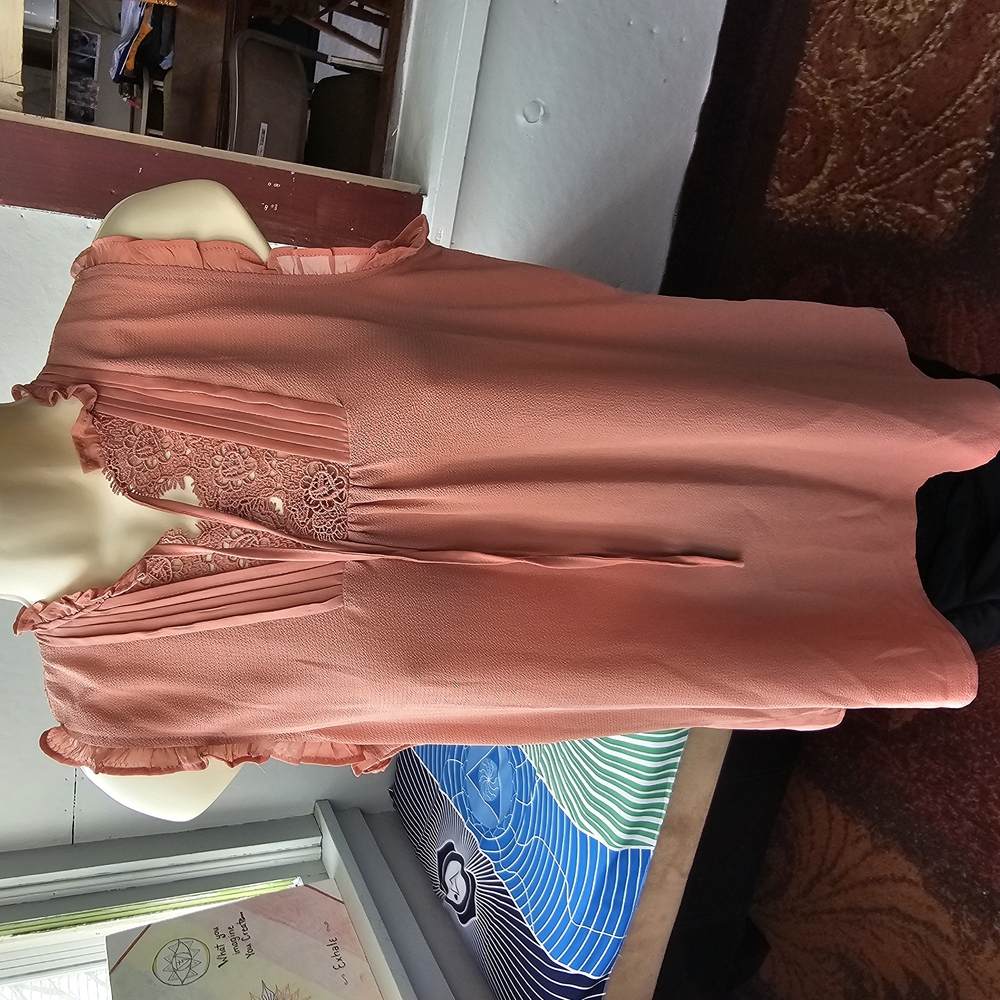 Sleeveless Peach Blouse with Lace Detail